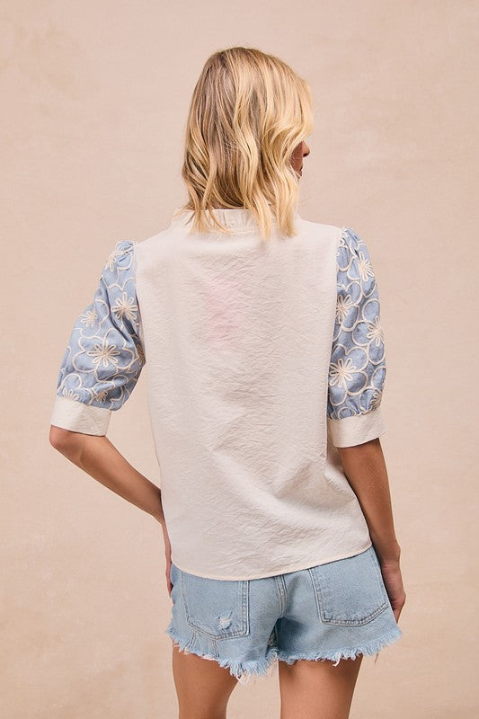 Woven Floral Outlined Puff Sleeve Blouse