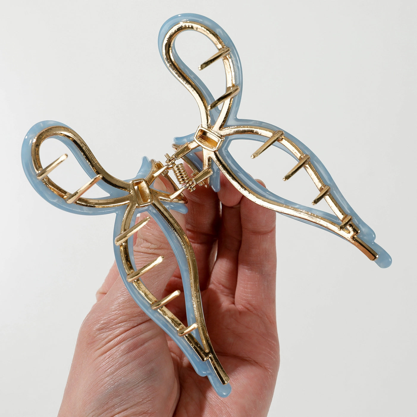 Sabrina Costal Bow Claw Clip