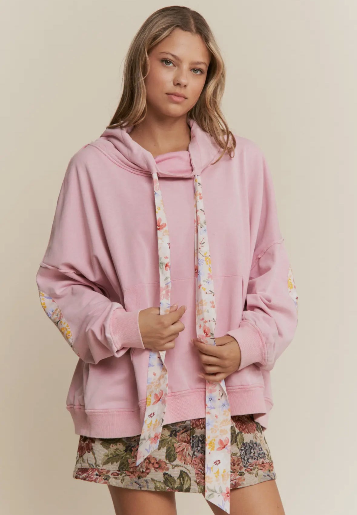 Pink Sweatshirt with patchwork