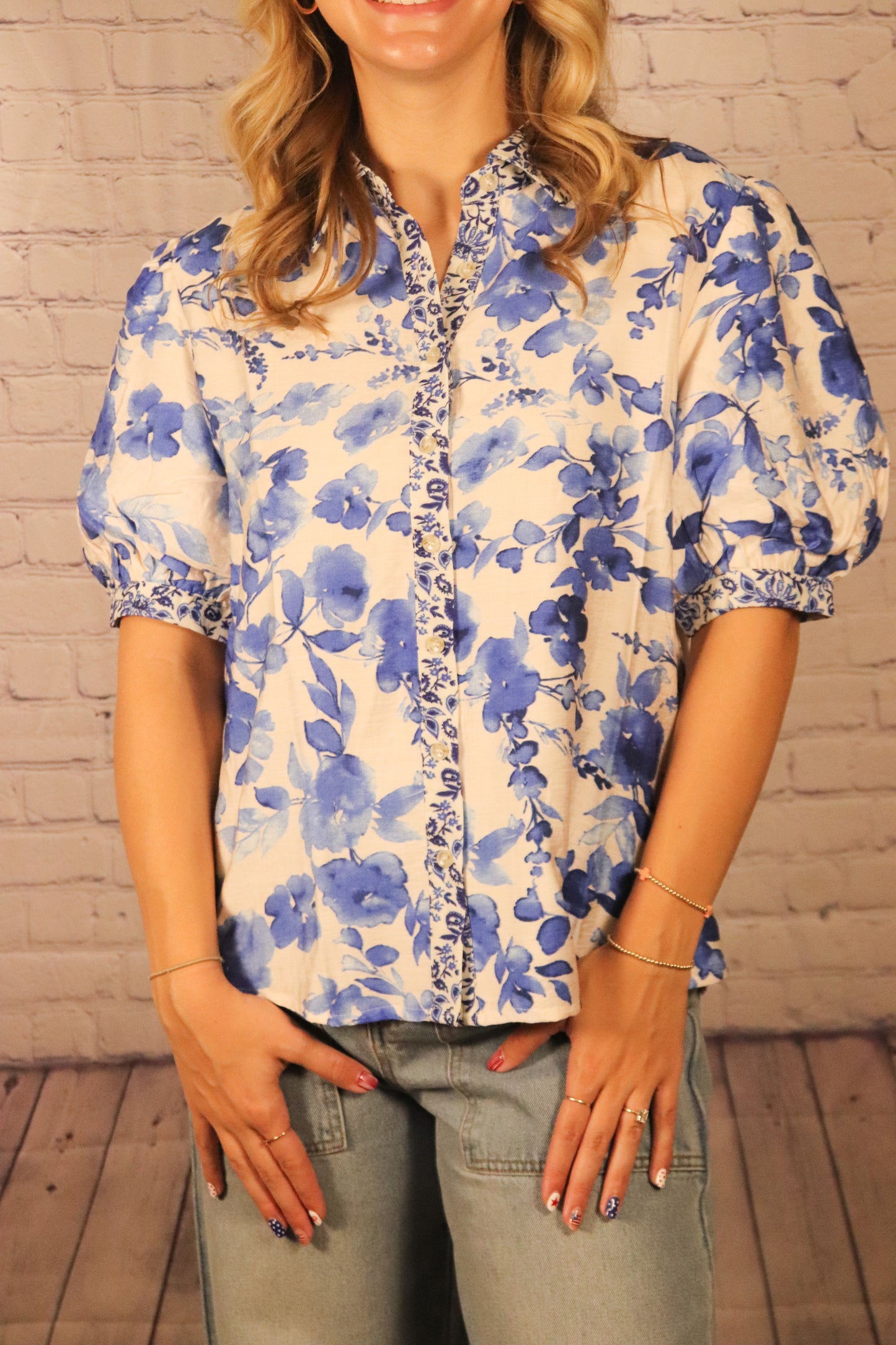 Flower Print Puffed Sleeves Top