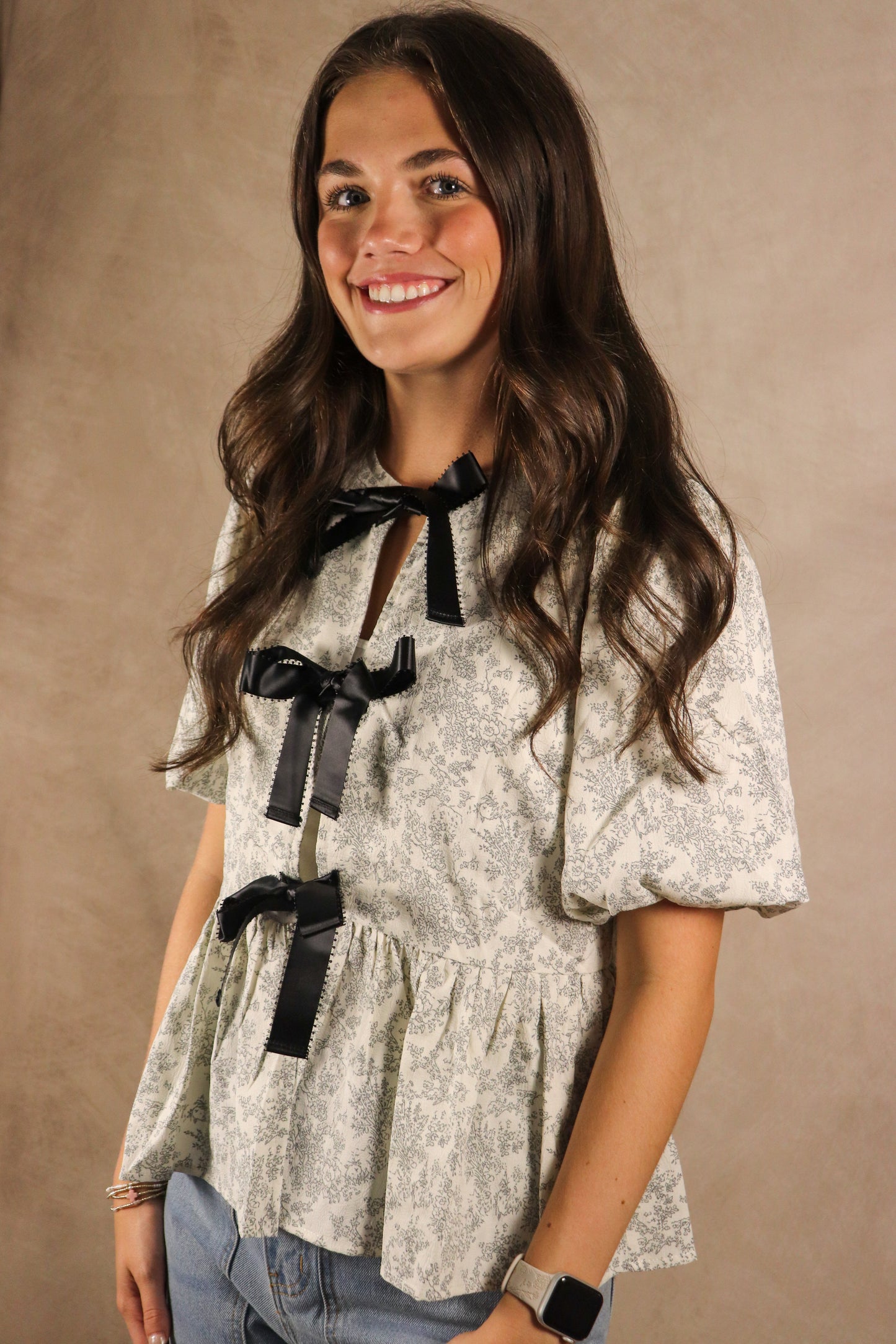 Black Ribbon Detailed Puff Sleeve