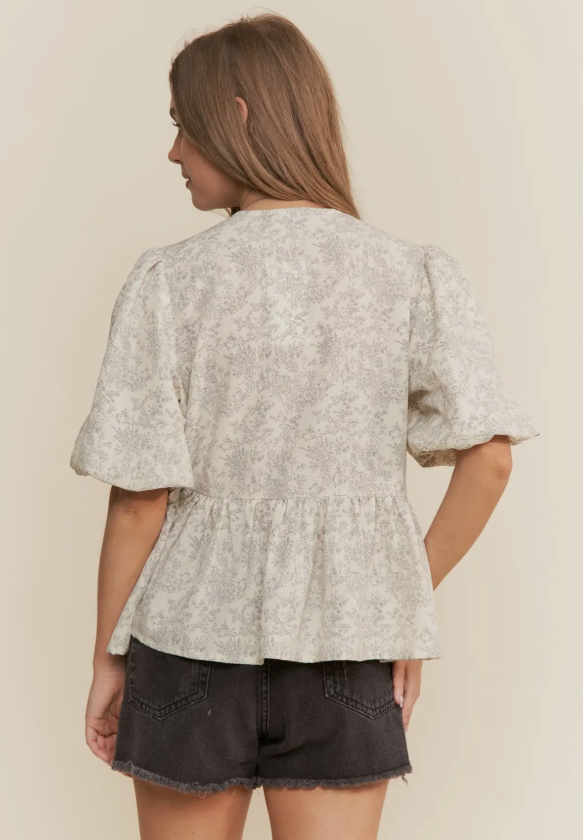 Black Ribbon Detailed Puff Sleeve